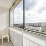 Family With 3 Bedrooms And Balcony By Renters