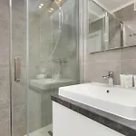 Διαμέρισμα Family With 3 Bedrooms And Balcony By Renters