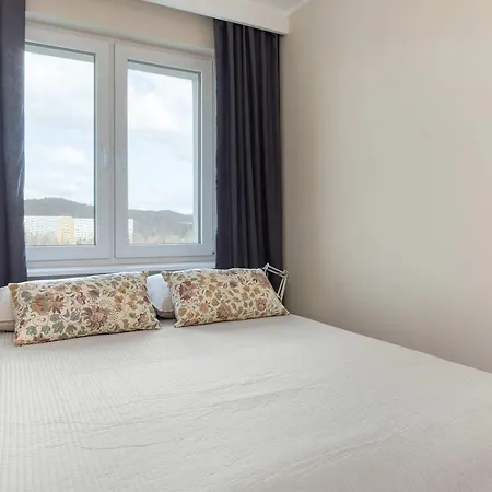 Family With 3 Bedrooms And Balcony By Renters 公寓 格但斯克