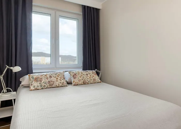 Family With 3 Bedrooms And Balcony By Renters 公寓 格但斯克