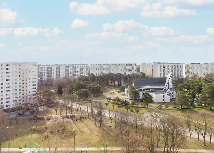 Appartamento Family With 3 Bedrooms And Balcony By Renters *