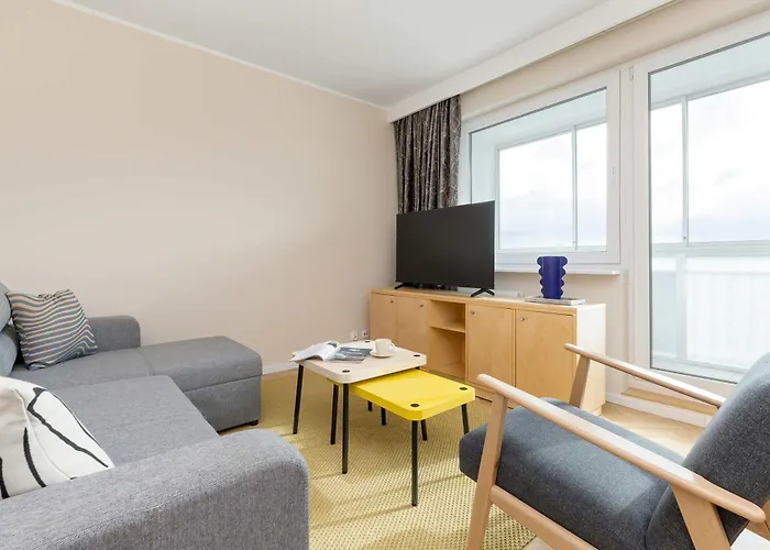 Family With 3 Bedrooms And Balcony By Renters * 格但斯克